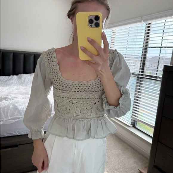 Elegant Gray Crochet Top - Picture 2 of 3